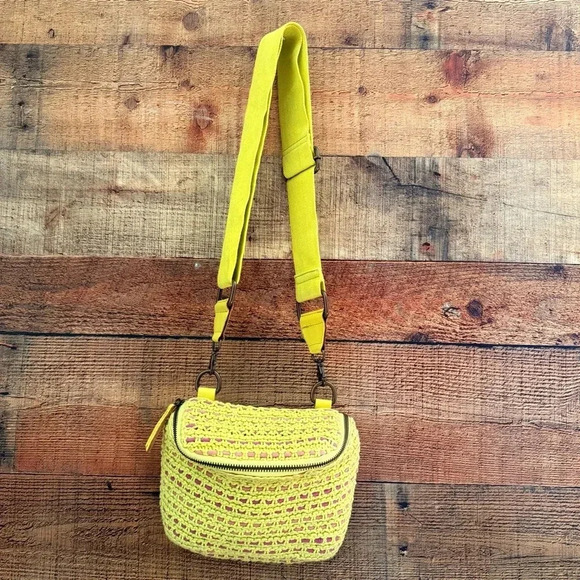 Free People Spring Ahead Woven Crossbody - Picture 3 of 11